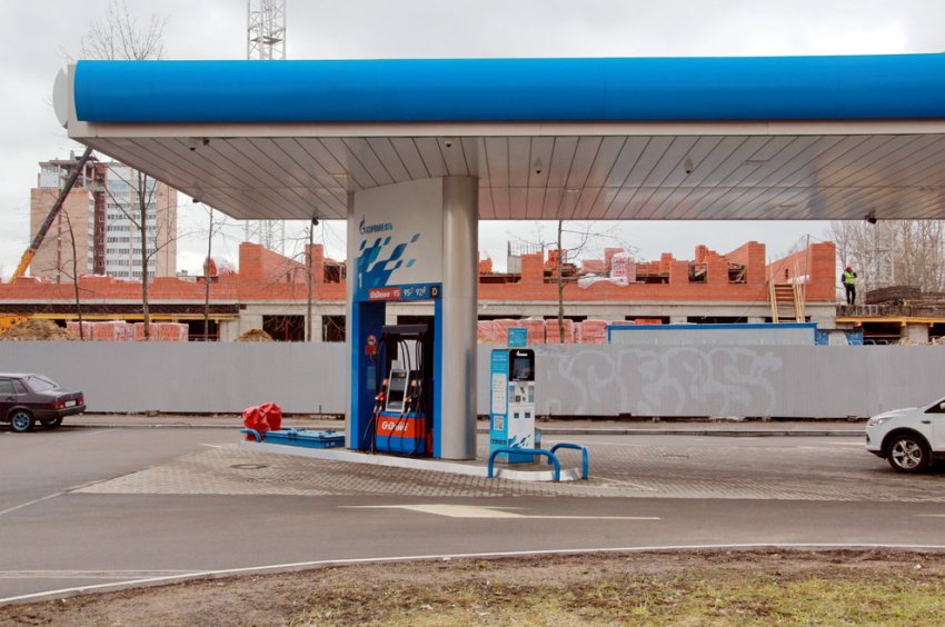 На улице Академика Константинова без разрешения строят жилой комплекс - «Свежие новости строительства»