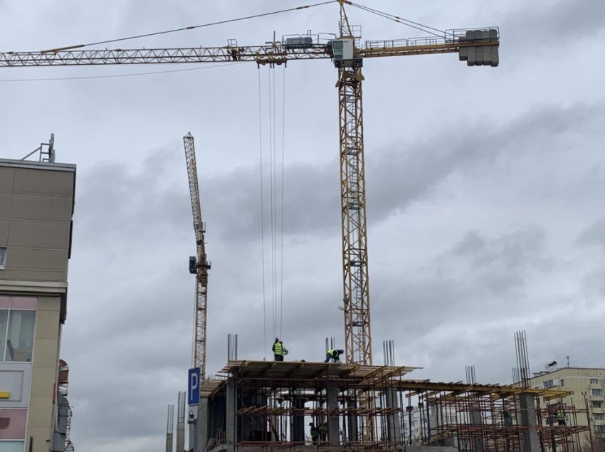 В городе на Неве проснулся аппетит к коттеджам, а апартаменты покупают для субаренды - «Новости рынка недвижимости»