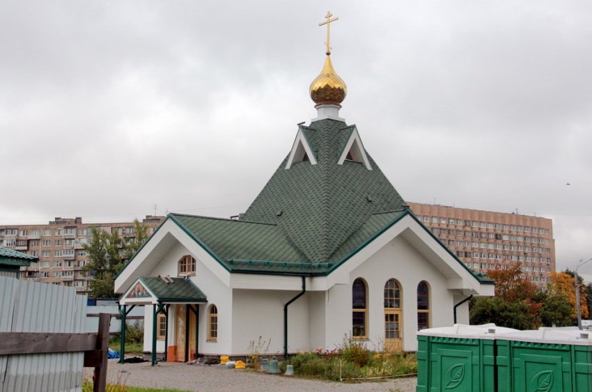 В сквере на Гамбургской площади завершилось строительство церкви - «Свежие новости строительства»