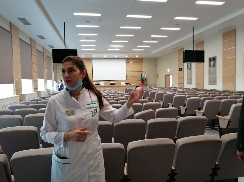 «Умные» палаты, аппаратура, управляемая взглядом, и собственное реабилитационное озеро - «Строим Город»