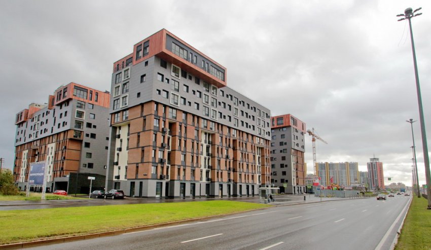 На Парашютной улице построили жилой дом в «стиле» хаотизм - «Свежие новости строительства»