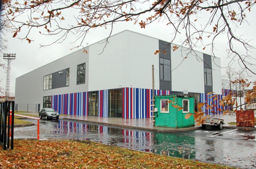 На Красной улице в Колпине сдали спортивный комплекс - «Свежие новости строительства»