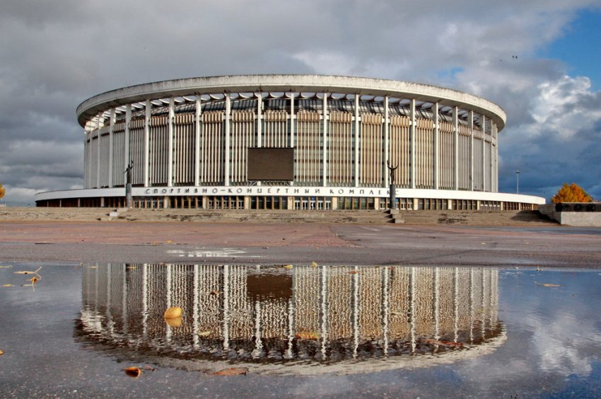 На месте СКК на проспекте Гагарина завершили строительство ледовой арены - «Свежие новости строительства»