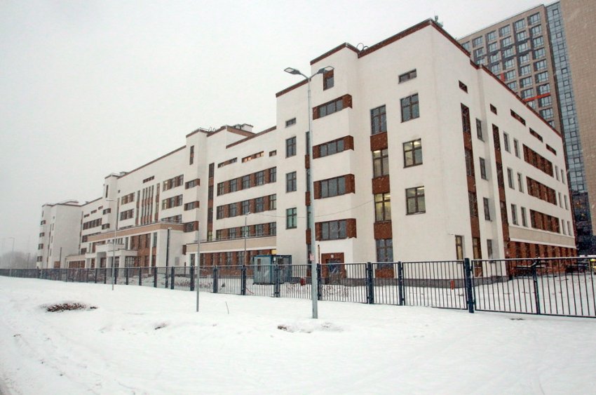 В Толубеевском проезде на Парнасе построили две поликлиники - «Свежие новости строительства»