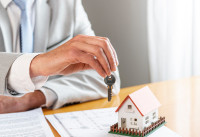 Депутат Кошелев рассказал о необходимости легализации риелторской деятельности - «Недвижимость»