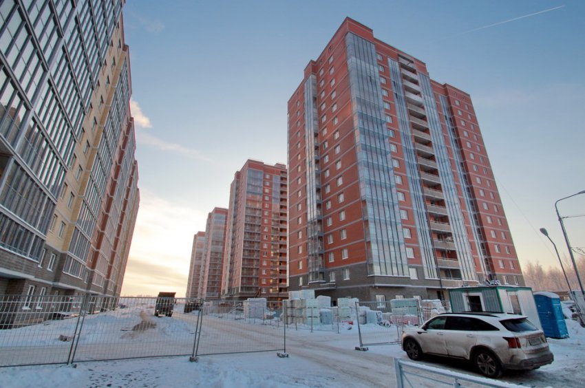 На Гудиловской улице в Усть-Славянке построили жилой дом из четырех точек - «Свежие новости строительства»