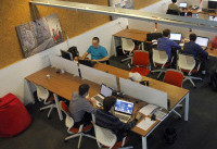 В Москве возник дефицит коворкингов: раскрыта причина необычного бума - «Недвижимость»