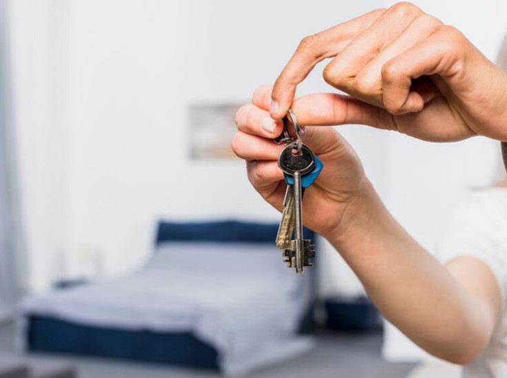 Эксперт объяснил на пальцах, как дольщику с нерадивого застройщика и ключи получить, и компенсацию в миллион - «Недвижимость»