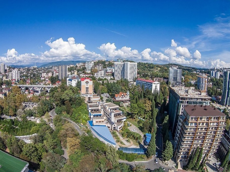 Сочи опередил Москву по доле дорогих квартир - «Недвижимость»