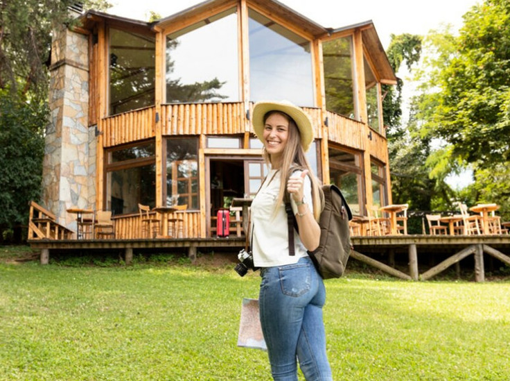 В Подмосковье более четверти объявлений по аренде загородных домов приходится на один район - «Недвижимость»