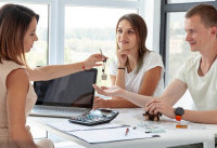 Рассрочка вместо ипотеки: застройщики ищут новые стимулы для покупателей - «Недвижимость»