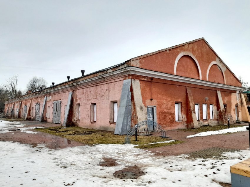 Сухарный завод в Кронштадте хотят отремонтировать под музей - «Свежие новости строительства»