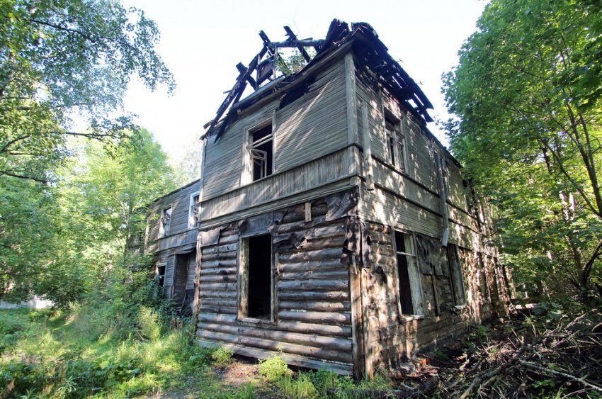 Снесенную усадьбу Жерара-де-Суконтона в Петергофе воссоздадут - «Свежие новости строительства»
