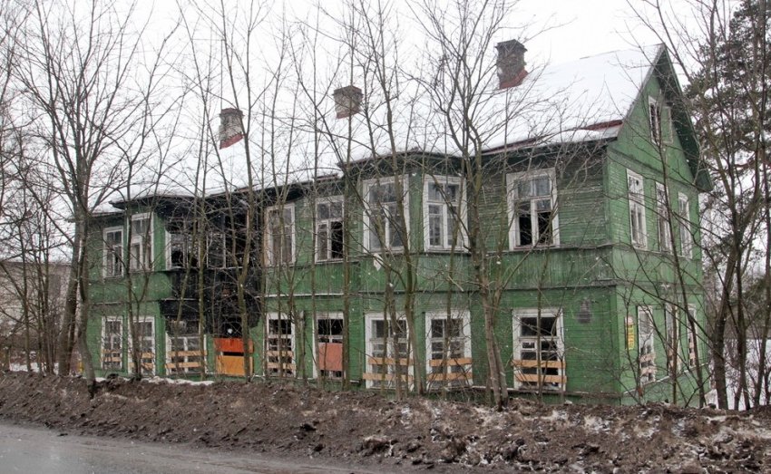 На Большой Горской в Сестрорецке разобрали и воссоздали деревянную двухэтажку - «Свежие новости строительства»