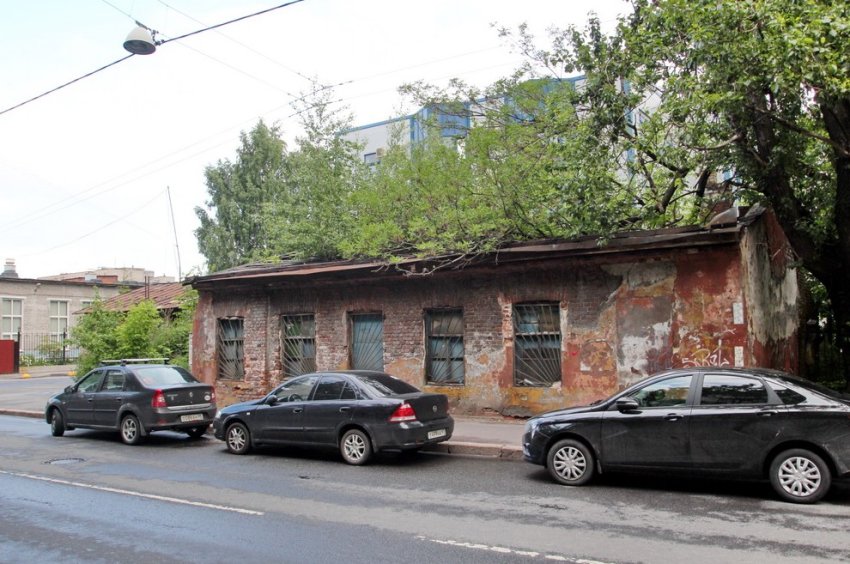 Заброшенный дореволюционный домик на улице Швецова ремонтируют - «Свежие новости строительства»